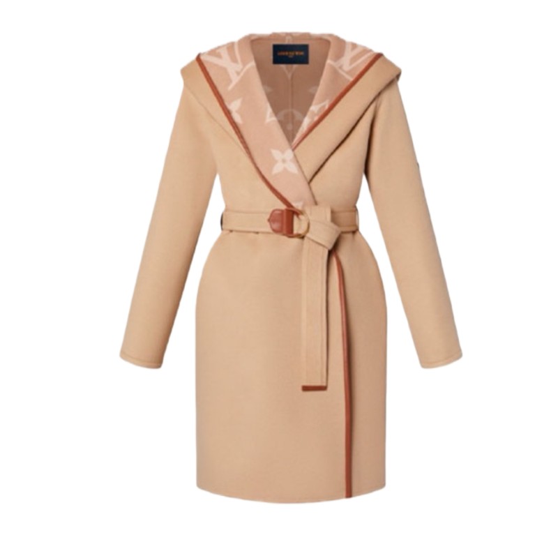 Trendy women's clothing